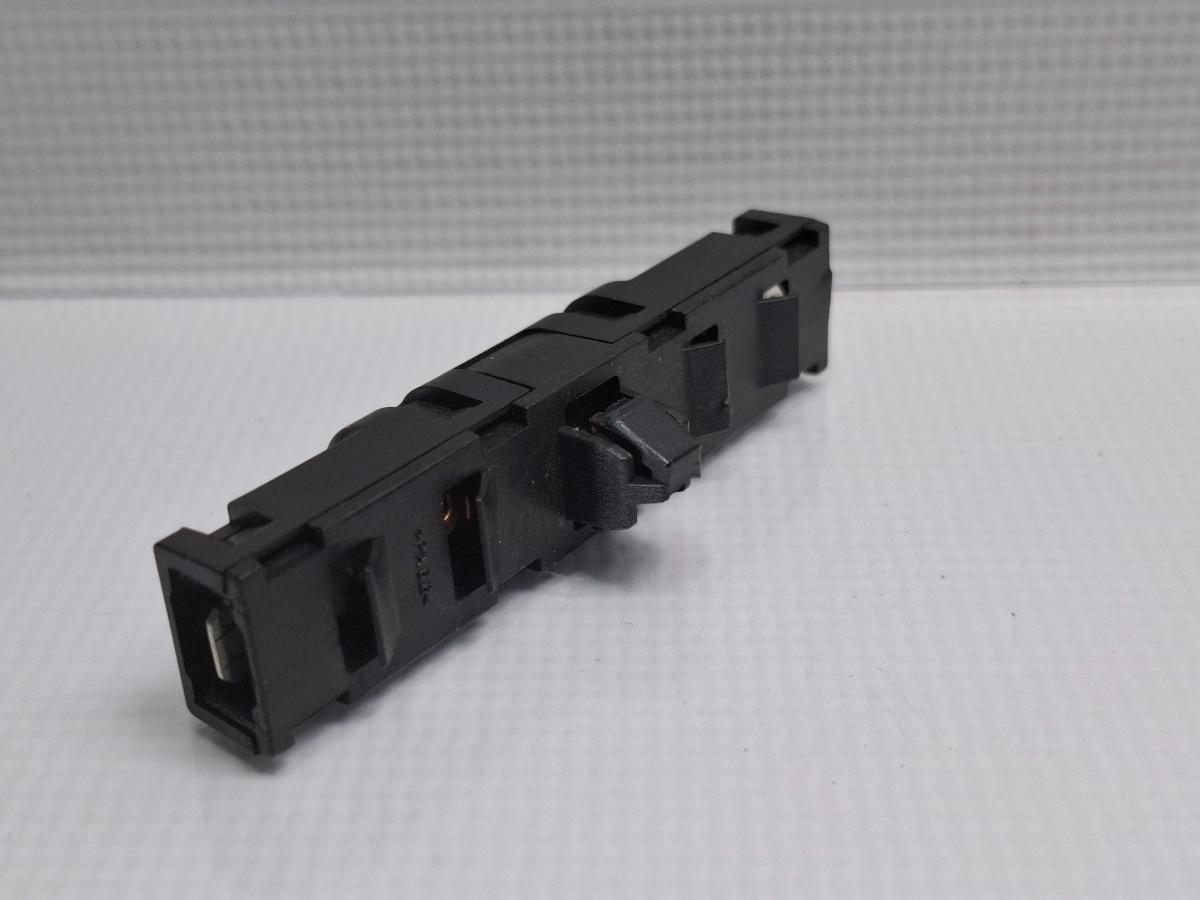 Amplificator antena VOLKSWAGEN JETTA IV 162, 163, AV3, AV2 2012 1.6 TDI CAYC 77KW|105HP 2012