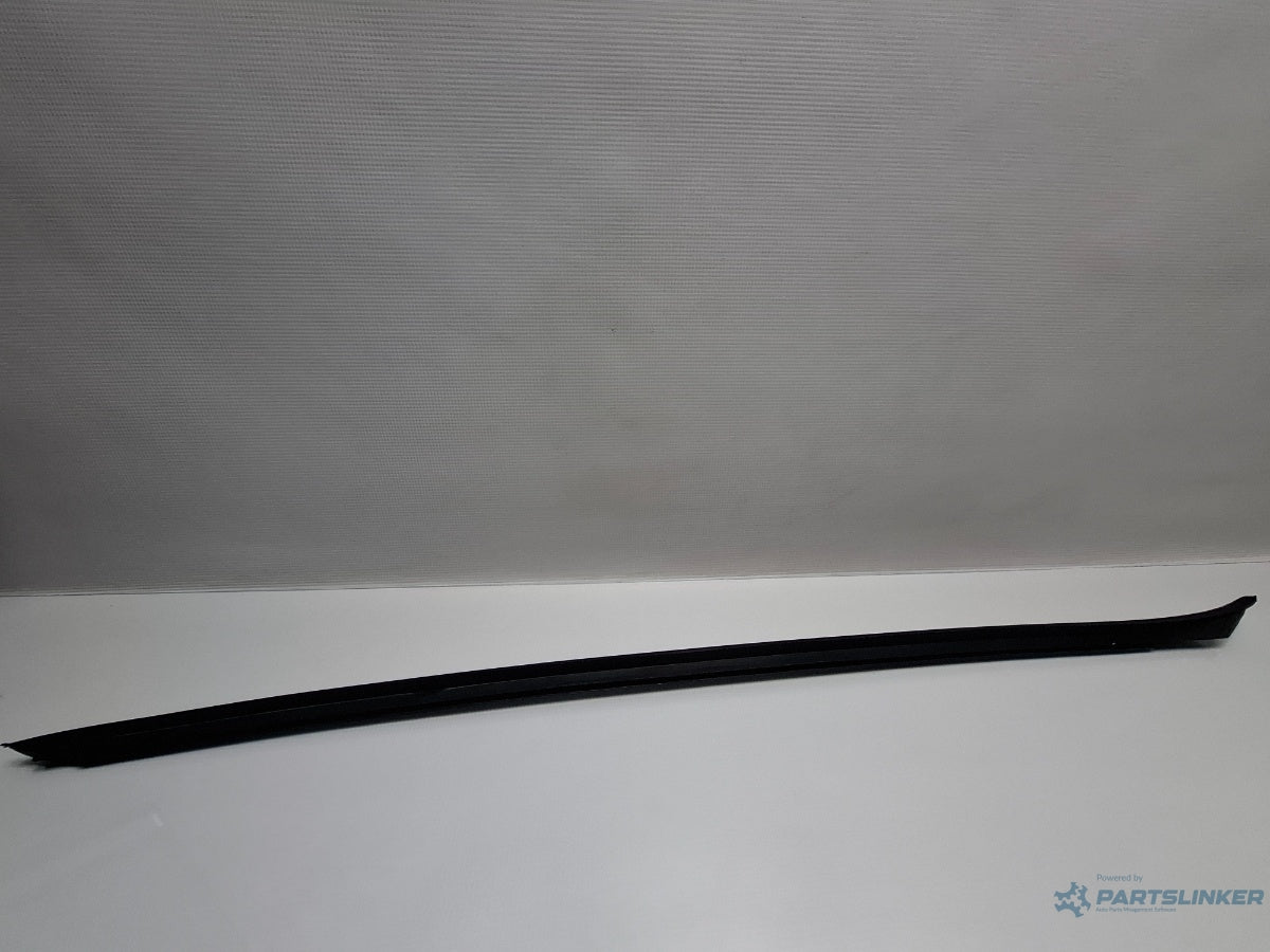 Cheder parbriz stanga VOLKSWAGEN JETTA IV 162, 163, AV3, AV2 2009 - > TDI CAYC 5C6854327B