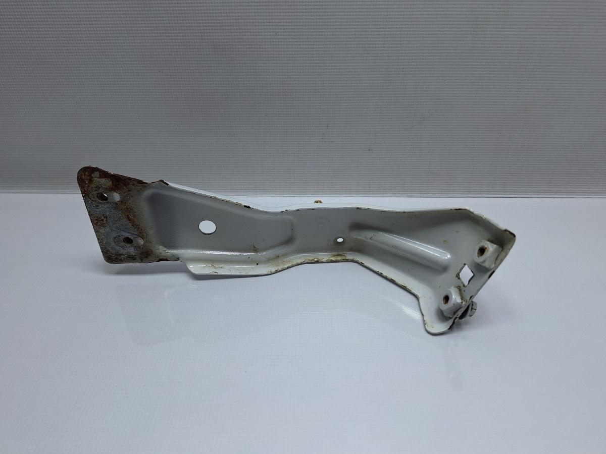 Suport de fixare aripa VOLKSWAGEN JETTA IV 162, 163, AV3, AV2 2012 1.6 TDI CAYC 77KW|105HP 2012