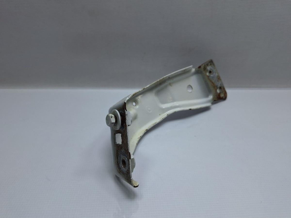 Suport de fixare aripa VOLKSWAGEN JETTA IV 162, 163, AV3, AV2 2012 1.6 TDI CAYC 77KW|105HP 2012