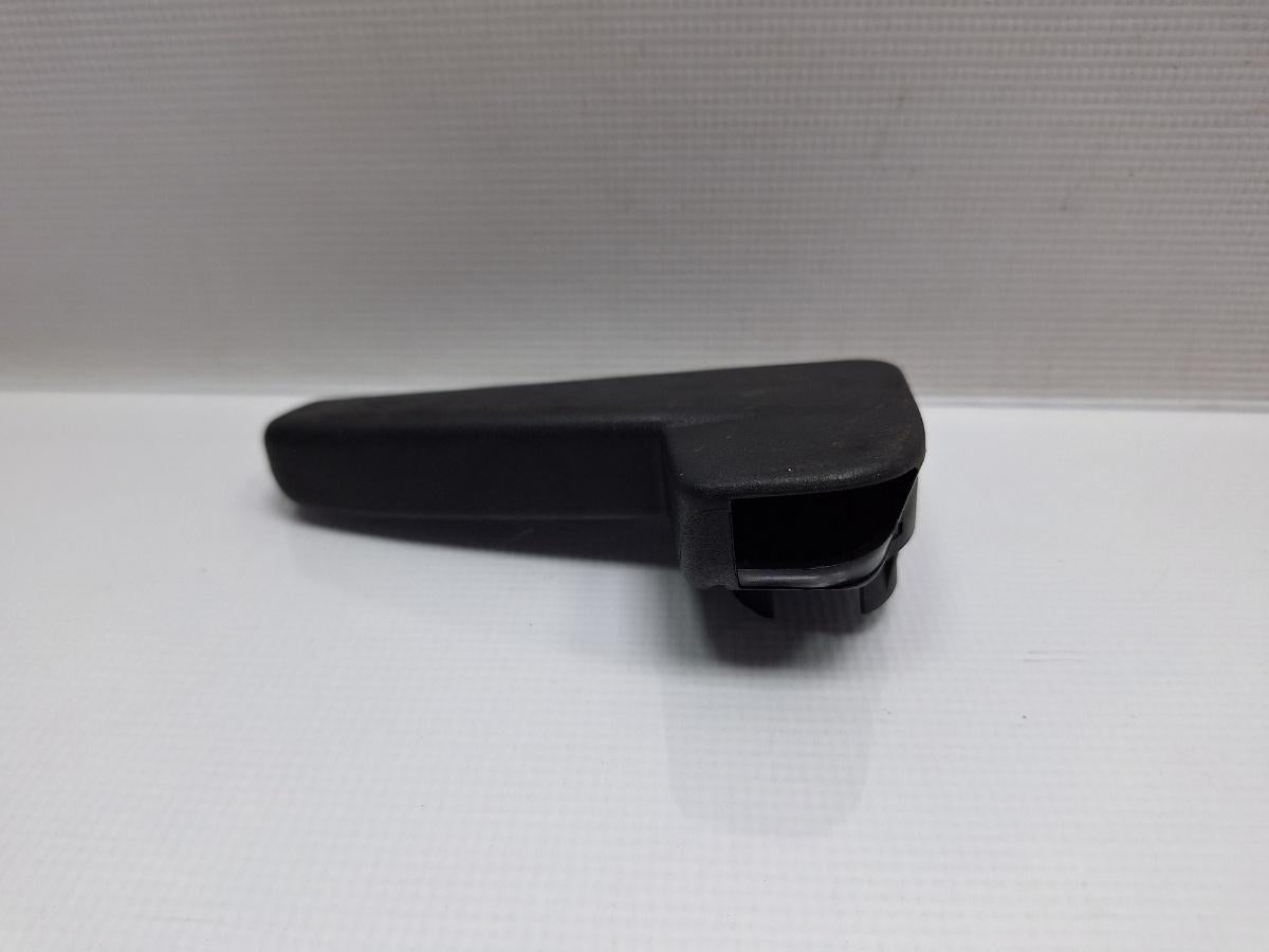 Maner deschidere capota VOLKSWAGEN JETTA IV 162, 163, AV3, AV2 2012 1.6 TDI CAYC 77KW|105HP 2012