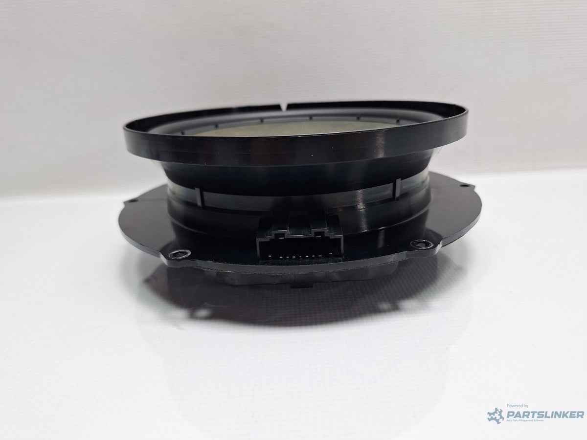 Boxa usa fata VOLKSWAGEN GOLF V 1K1 2003 - 2009 TDI BKC, BLS, BXE 1K0035454P