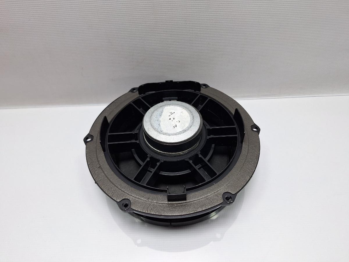 Boxa usa fata VOLKSWAGEN GOLF V 1K1 2003 - 2009 TDI BKC, BLS, BXE 1K0035454P