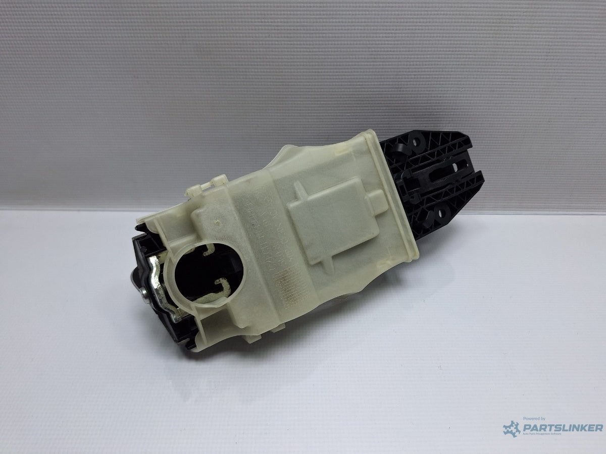 Maner cu suport LA7W stanga spate SKODA OCTAVIA Combi 5E5 2012 - > TDI CKFC, CRMB, CYKA 5L0837885B , 5E0837349A