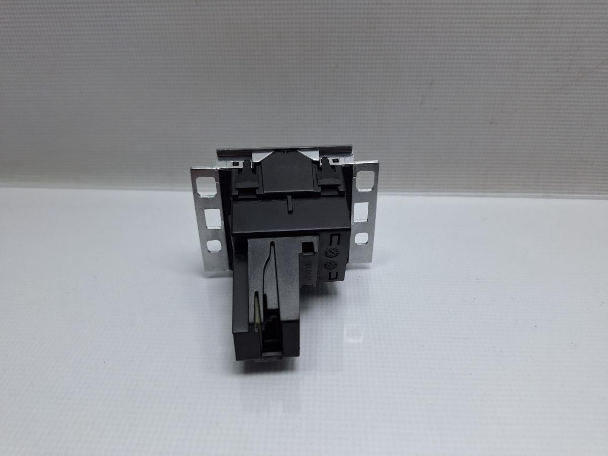 Ceas analogic VOLKSWAGEN PASSAT CC 357 2008 - 2012 TSI CCZB 3AA919204A
