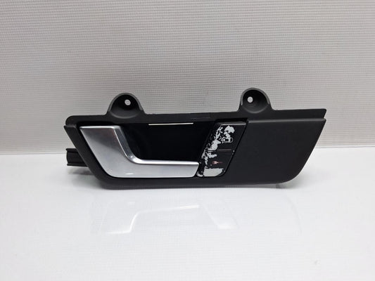 Maner iluminat deschidere usa stanga fata AUDI A4 II Avant 8E5, B6 2000 - 2005 TDI AVF, AWX 8E1837019G