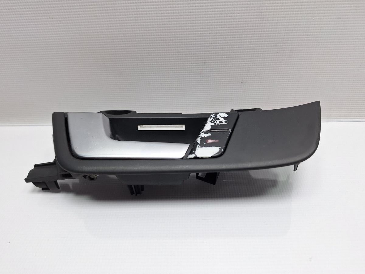 Maner iluminat deschidere usa stanga fata AUDI A4 II Avant 8E5, B6 2000 - 2005 TDI AVF, AWX 8E1837019G