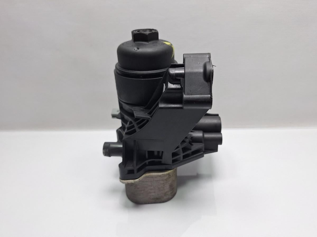 Carcasa filtru ulei cu termoflot VOLKSWAGEN PASSAT Variant 3G5 2014 - > TDI CRLB, DBGA, DFGA 03N115389A , 03N117021