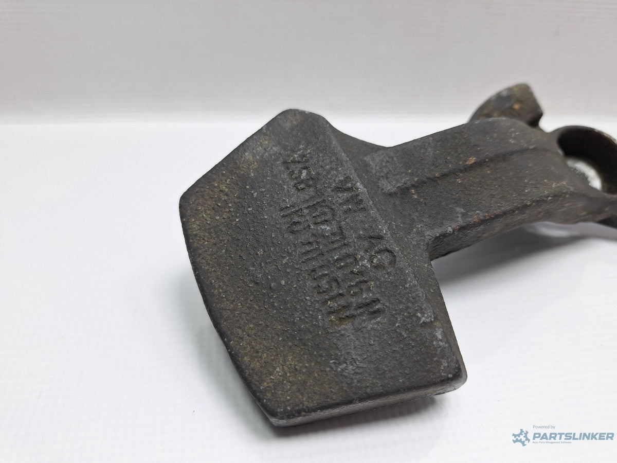 Contragreutate timonerie VOLKSWAGEN JETTA IV 162, 163, AV3, AV2 2009 - > TDI CAYC 1K0711046M