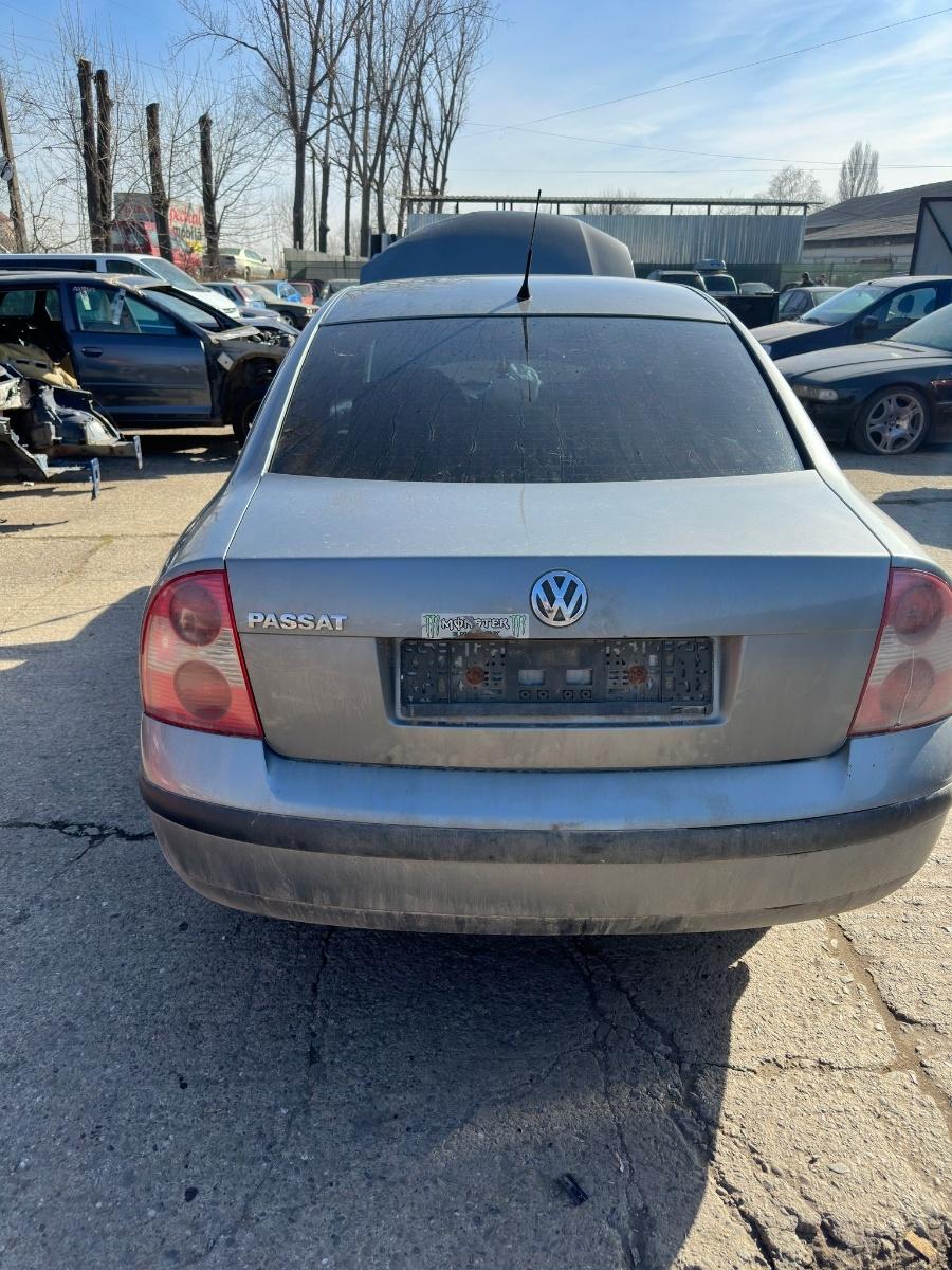 Dezmembrez VOLKSWAGEN PASSAT 3B3 2003 1.6 ALZ 75KW|102HP