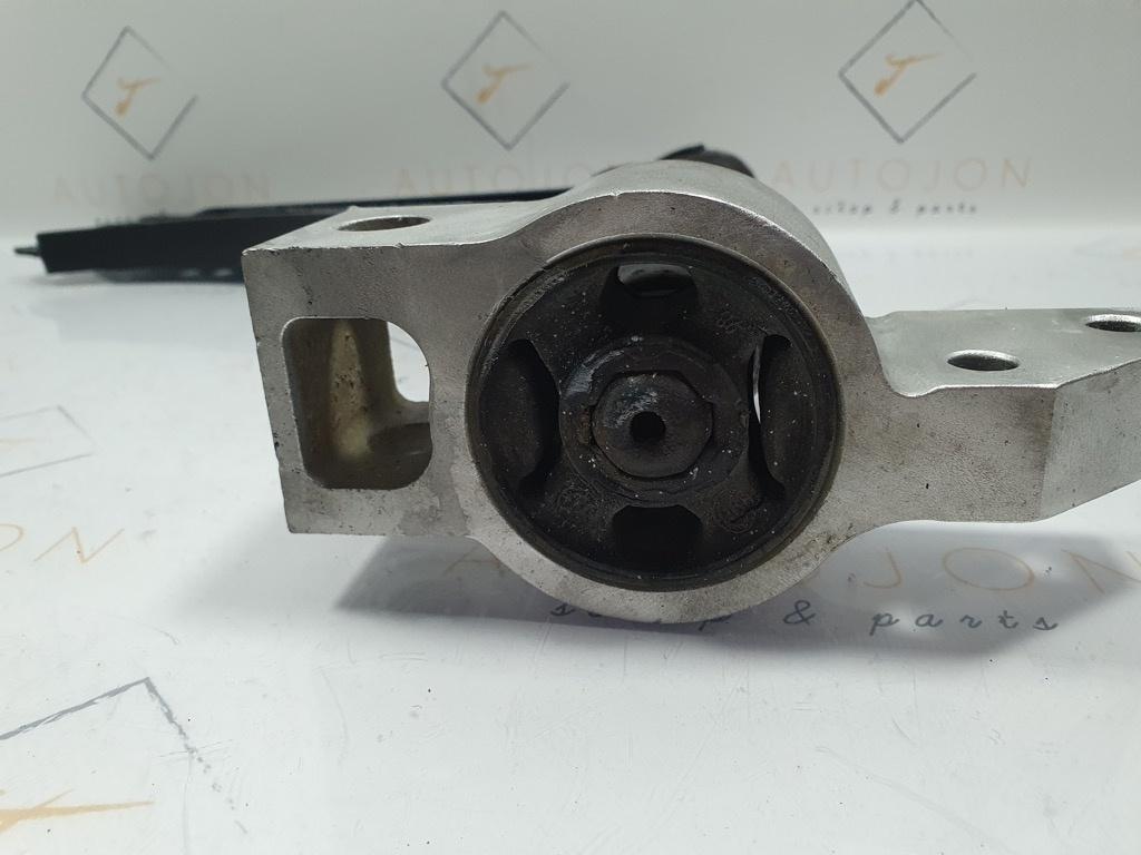 Brat de control/bascula inferior fata stanga fata VOLKSWAGEN TOURAN 1T3 2010 - 2015 TDI CFHF, CLCA 1K0407151BC
