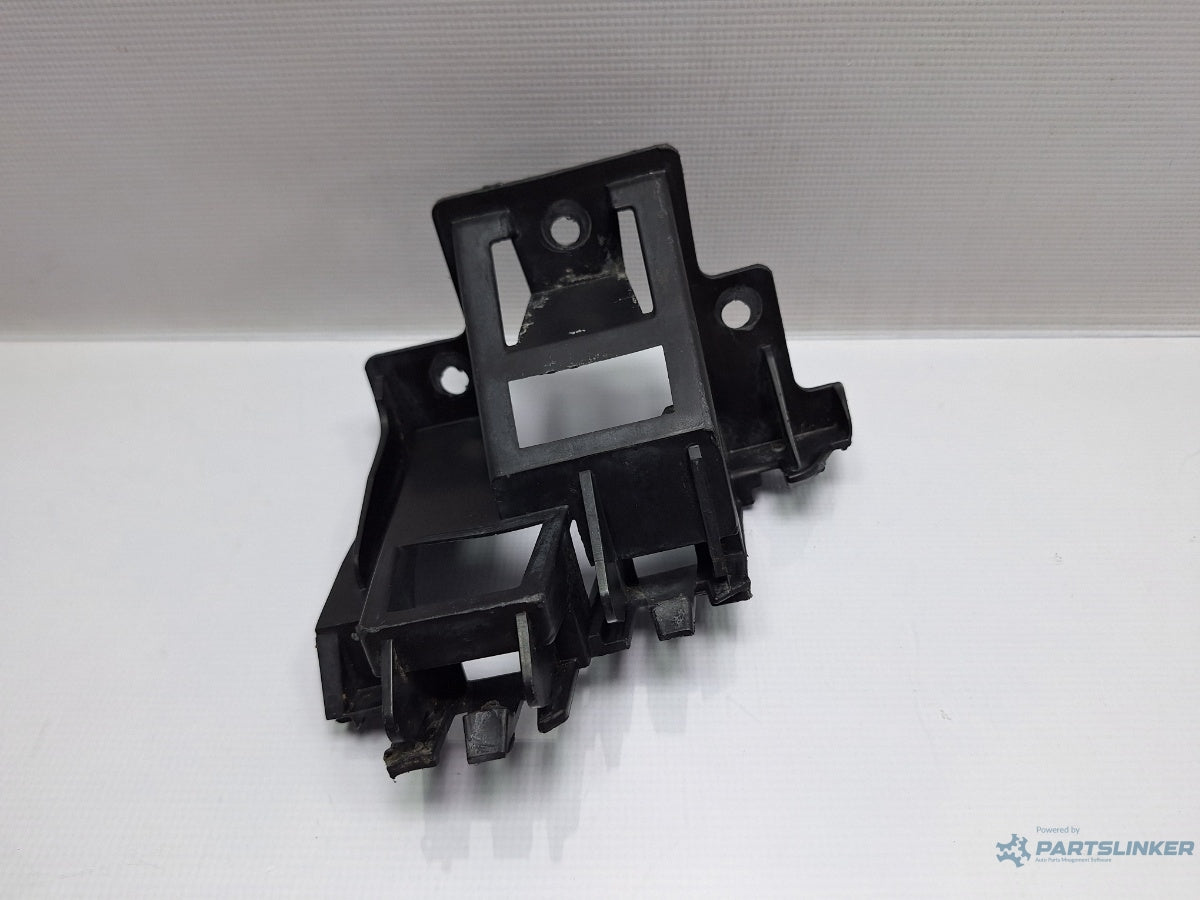 Suport bară de protecție spate stanga VOLKSWAGEN JETTA IV 162, 163, AV3, AV2 2009 - > TDI CAYC 5C6807393A