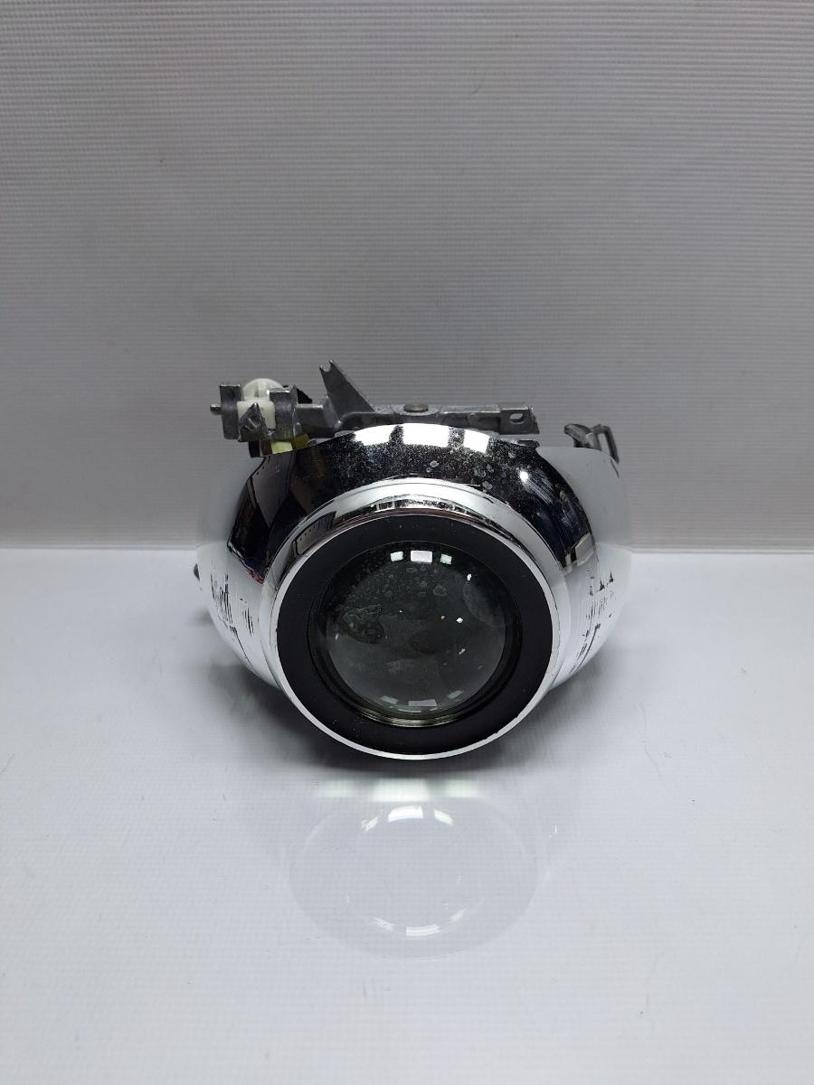 Lupa far adaptiv dreapta VOLKSWAGEN PASSAT Variant 3C5 2005 - 2011 TDI BMP Valeo 89399556 3C0941753G
