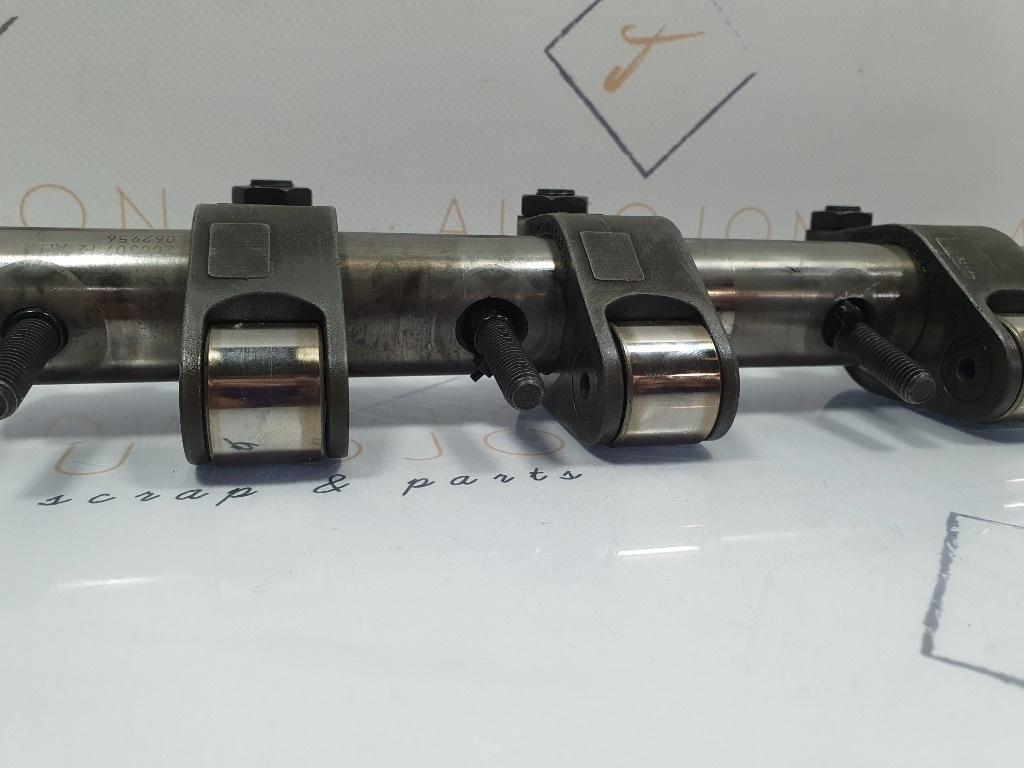 Rampa culbutori injectoare VOLKSWAGEN PASSAT Variant 3C5 2005 - 2011 2.0 TDI BMR, CBBB 03G109527B