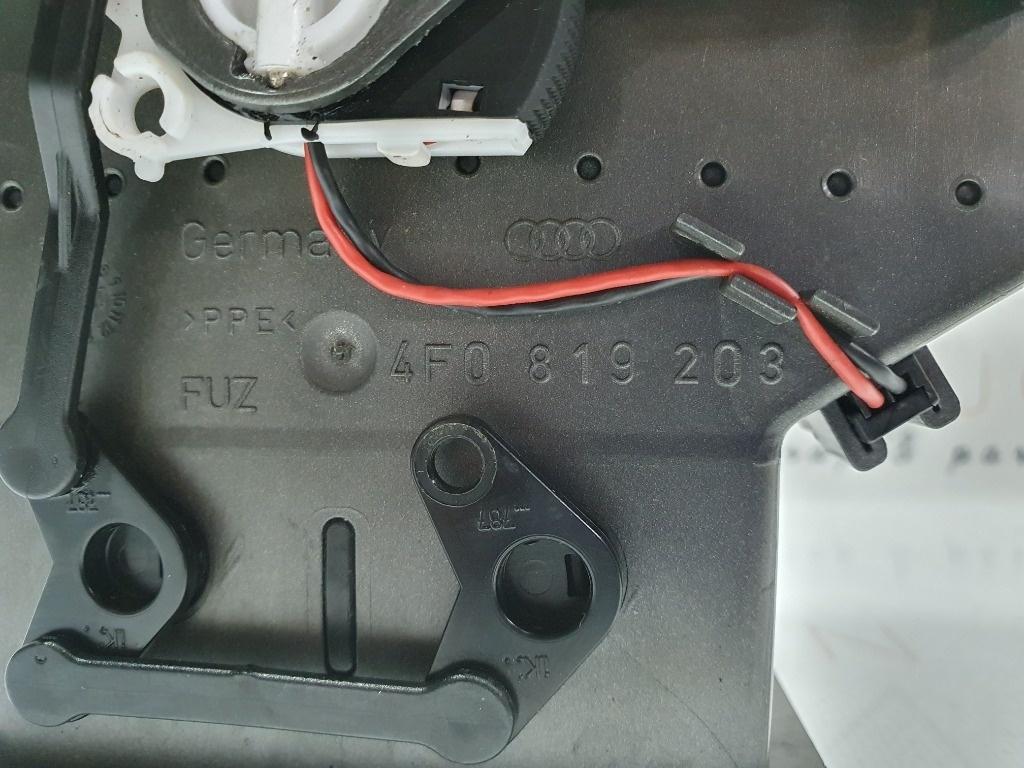 Grila ventilatie cotiera spate AUDI A6/S6 III Saloon 4F2, C6 2004 - 2011 3.0 TDI quattro BMK 4F0819203