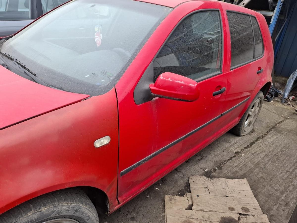 Dezmembrez VOLKSWAGEN GOLF IV 1J1 2000 1.9 TDI ALH 66KW|90HP