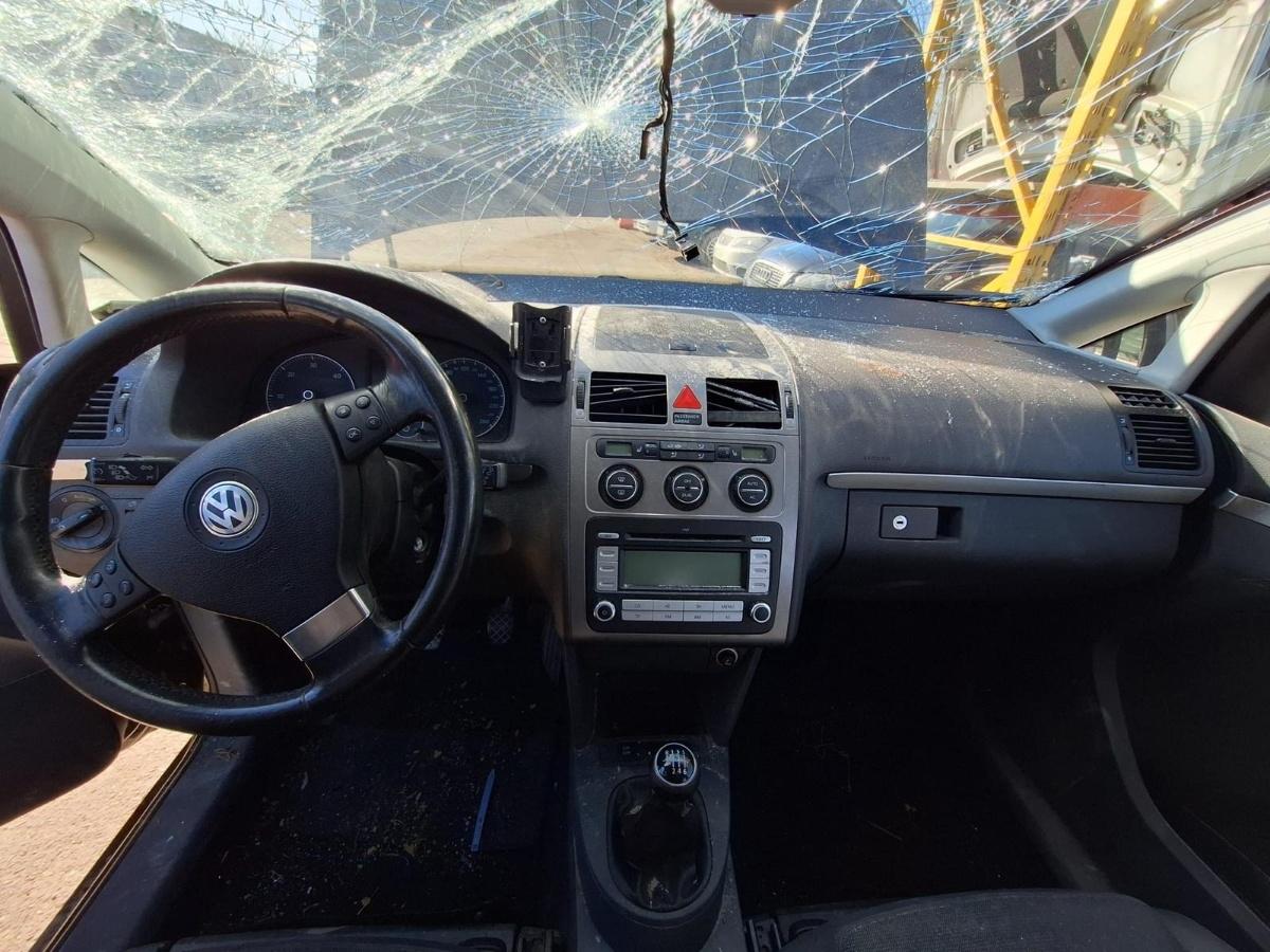 Dezmembrez VOLKSWAGEN TOURAN 1T1, 1T2 2008 2.0 TDI BMM 103KW|140HP