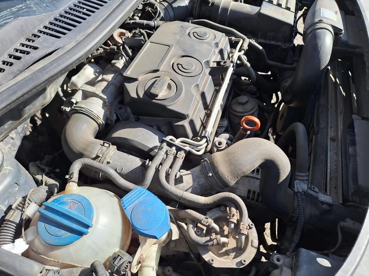 Dezmembrez VOLKSWAGEN TOURAN 1T1, 1T2 2008 2.0 TDI BMM 103KW|140HP