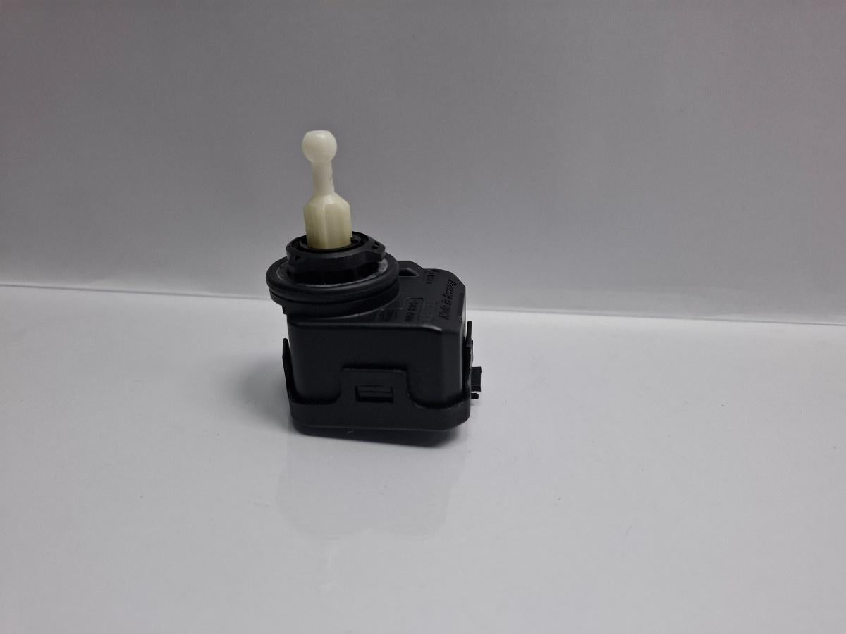 Motoras reglaj  far VOLKSWAGEN PASSAT Variant 3B6 2000 - 2005 TDI AVB 1J0941295C