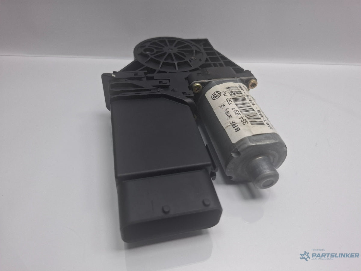 Motoras macara dreapta fata VOLKSWAGEN PASSAT Variant 3B6 2000 - 2005 TDI AVB 3B4837752MS