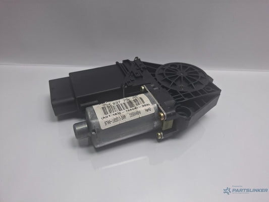 Motoras macara dreapta fata VOLKSWAGEN PASSAT Variant 3B6 2000 - 2005 TDI AVB 3B4837752MS