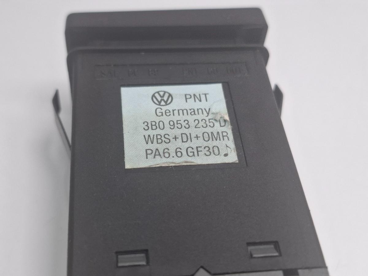 Buton avarii VOLKSWAGEN PASSAT Variant 3B6 2000 - 2005 TDI AVB 3B0953235D