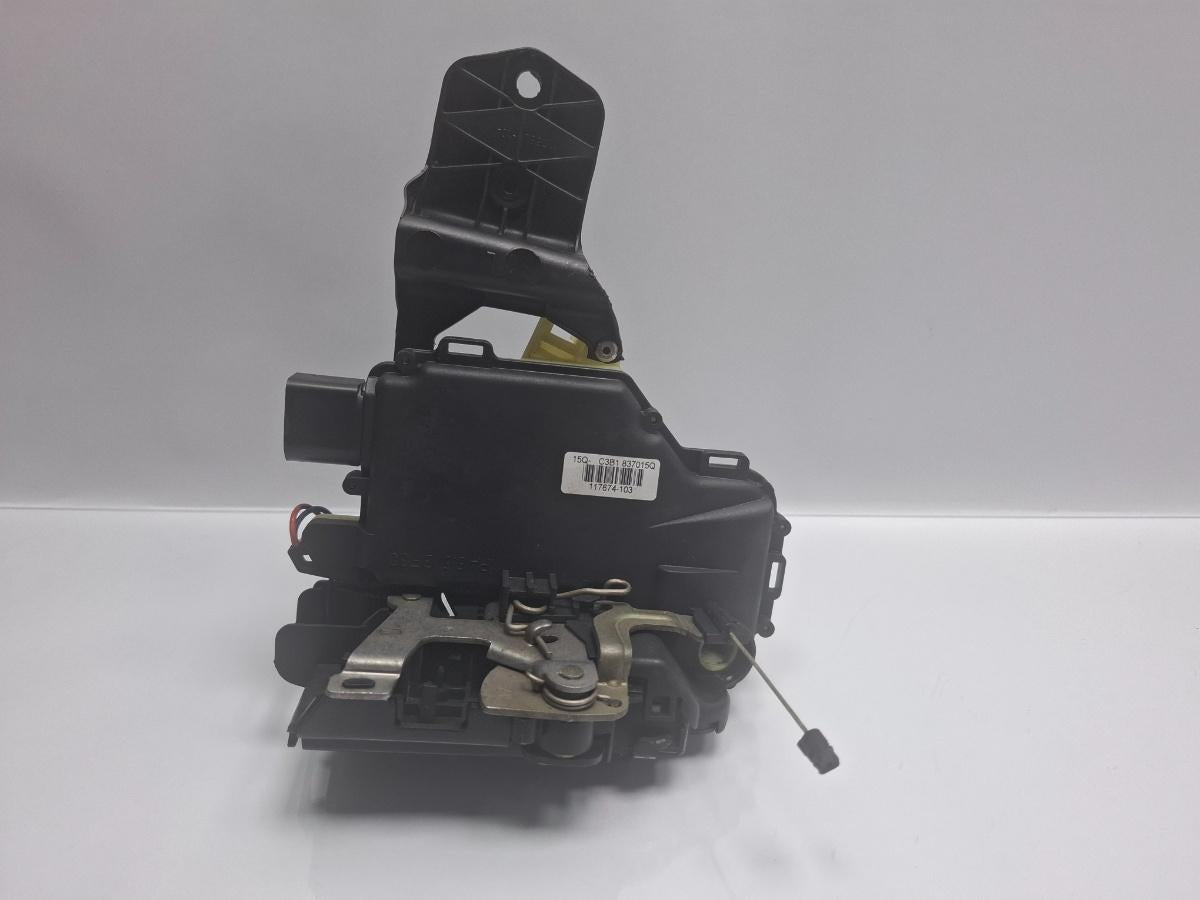 Broasca usa stanga fata VOLKSWAGEN PASSAT Variant 3B6 2000 - 2005 TDI AVB 3B1837015Q