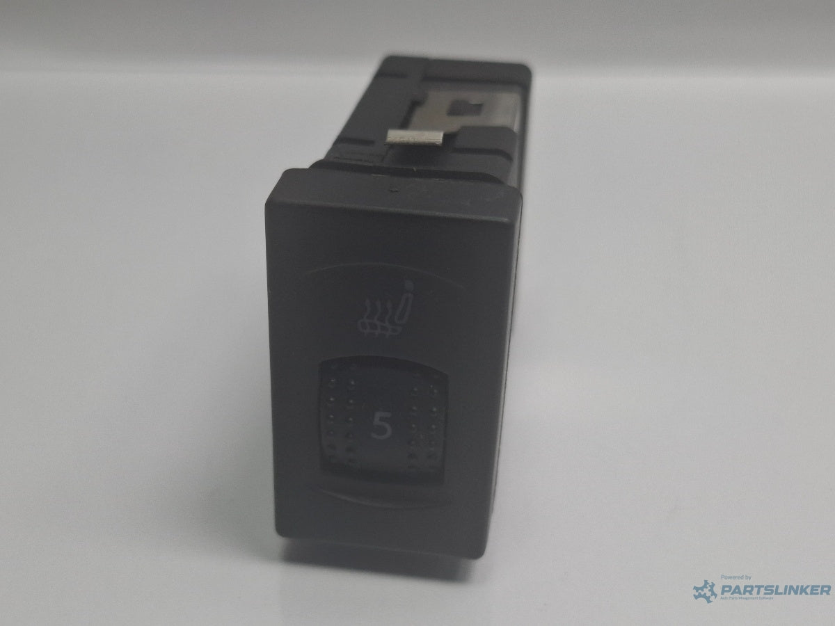 Buton incalzire scaun dreapta VOLKSWAGEN PASSAT Variant 3B6 2000 - 2005 TDI AVB 3B0963564C