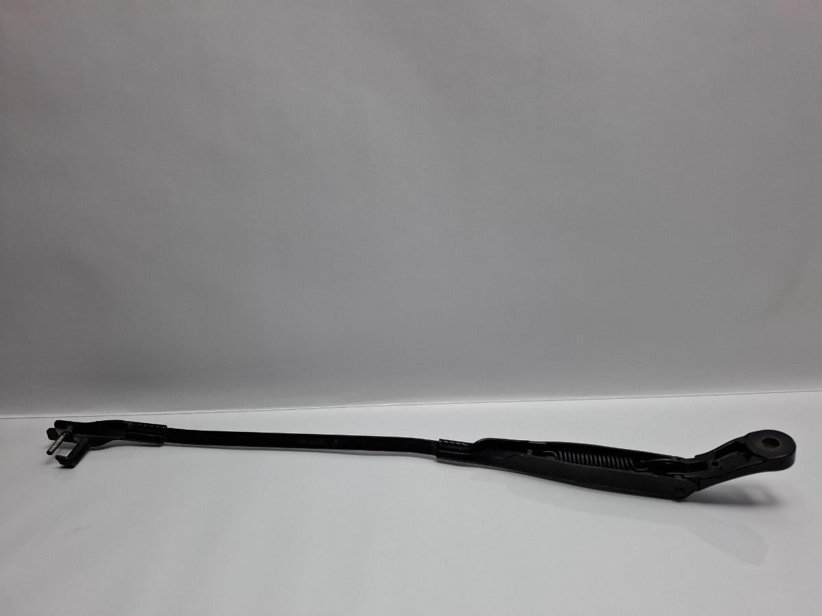 Brat stergator parbriz dreapta VOLKSWAGEN PASSAT Variant 3B6 2000 - 2005 TDI AVB 3B1955410C