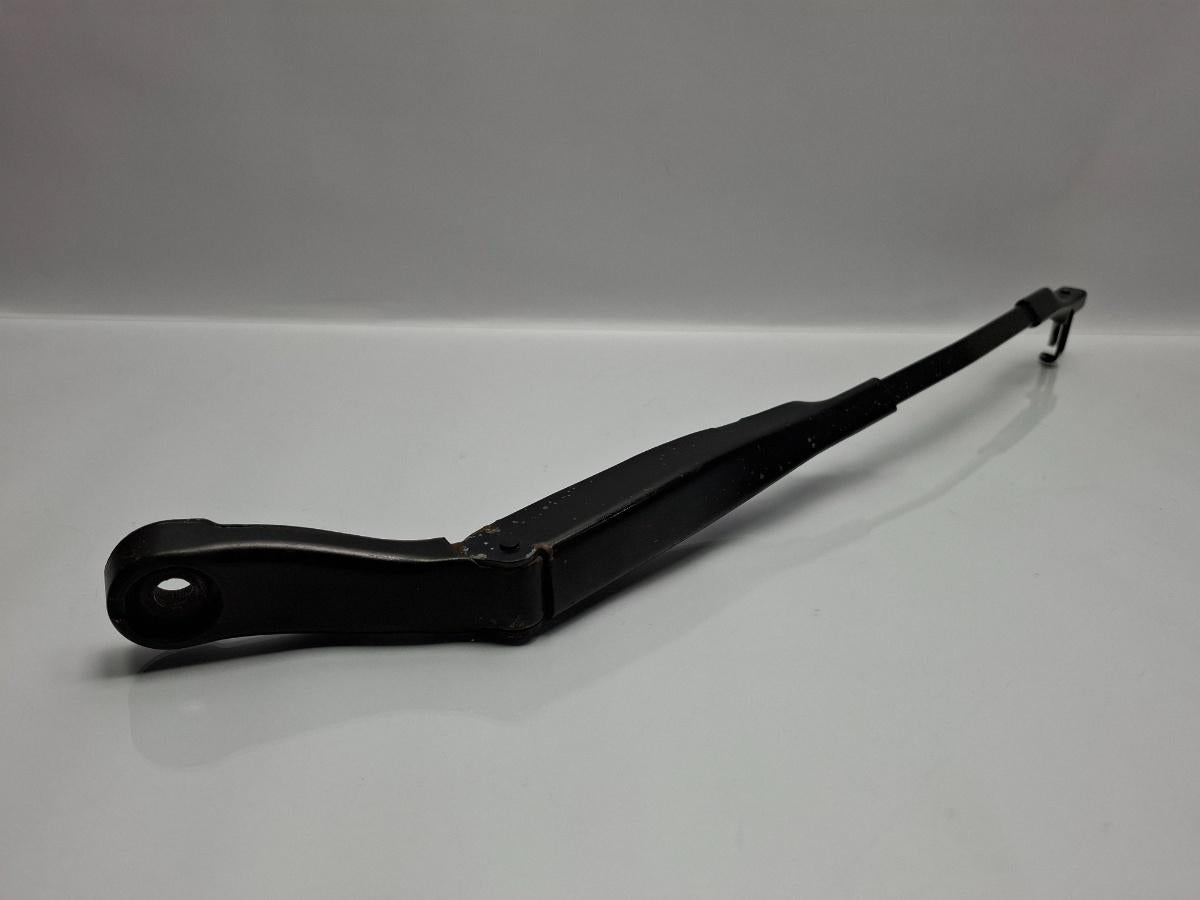 Brat stergator parbriz stanga VOLKSWAGEN PASSAT Variant 3B6 2000 - 2005 TDI AVB 3B1955409C