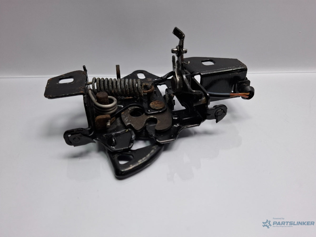 Broasca capota VOLKSWAGEN PASSAT Variant 3B6 2000 - 2005 TDI AVB 3B0823509R