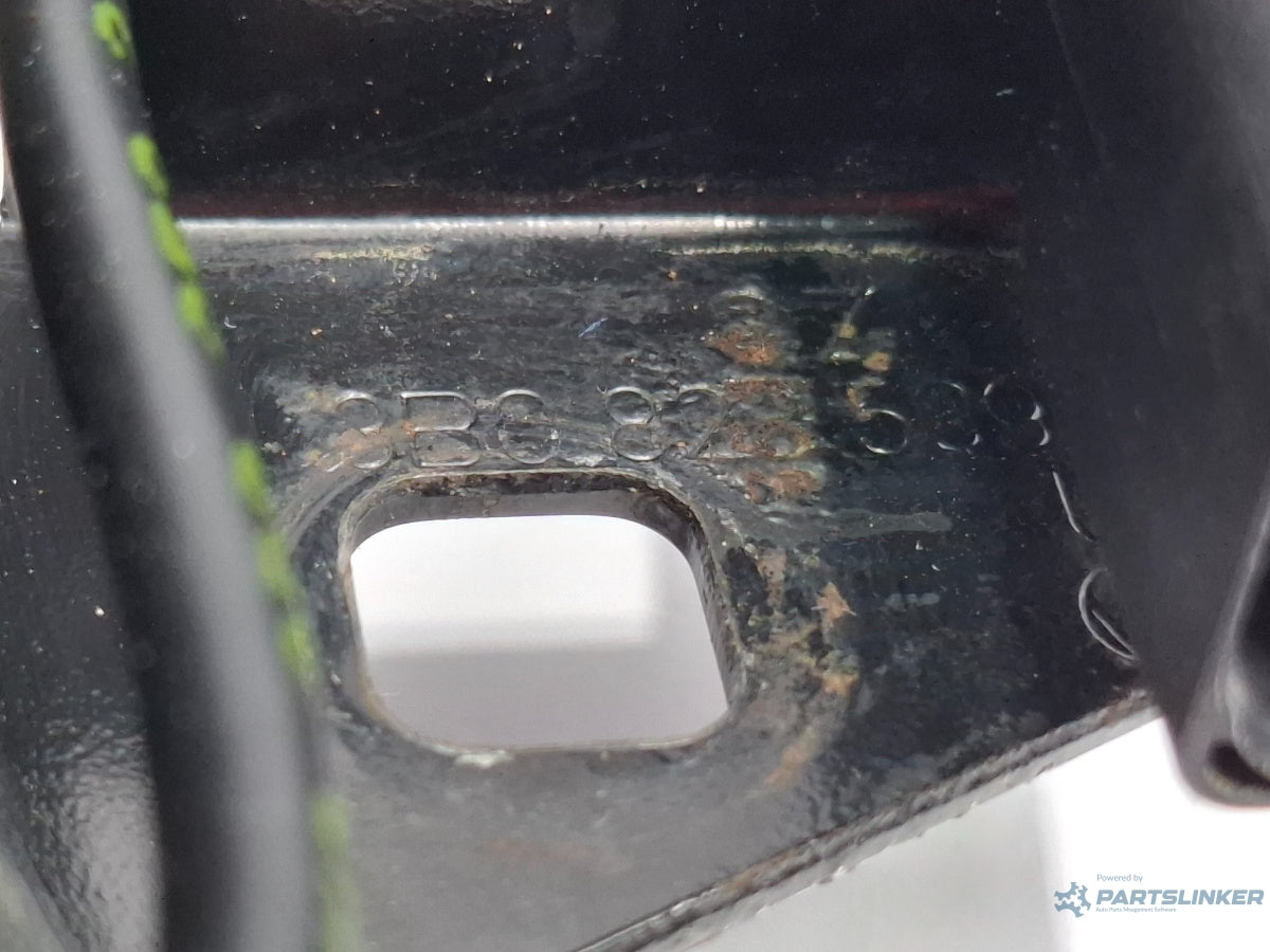 Broasca capota VOLKSWAGEN PASSAT Variant 3B6 2000 - 2005 TDI AVB 3B0823509R