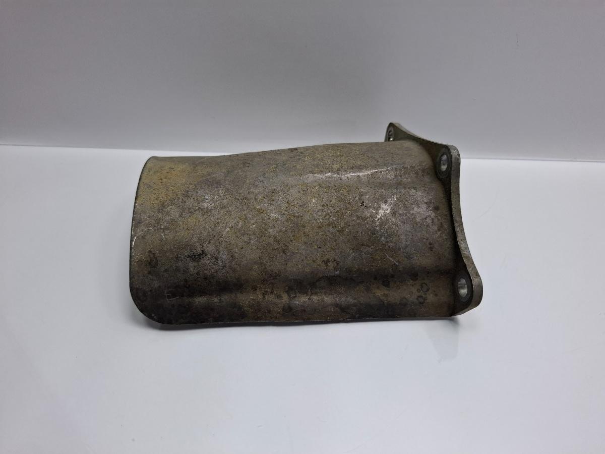 Scut protectie planetara dreapta VOLKSWAGEN PASSAT Variant 3B6 2000 - 2005 TDI AVB 4D0407722