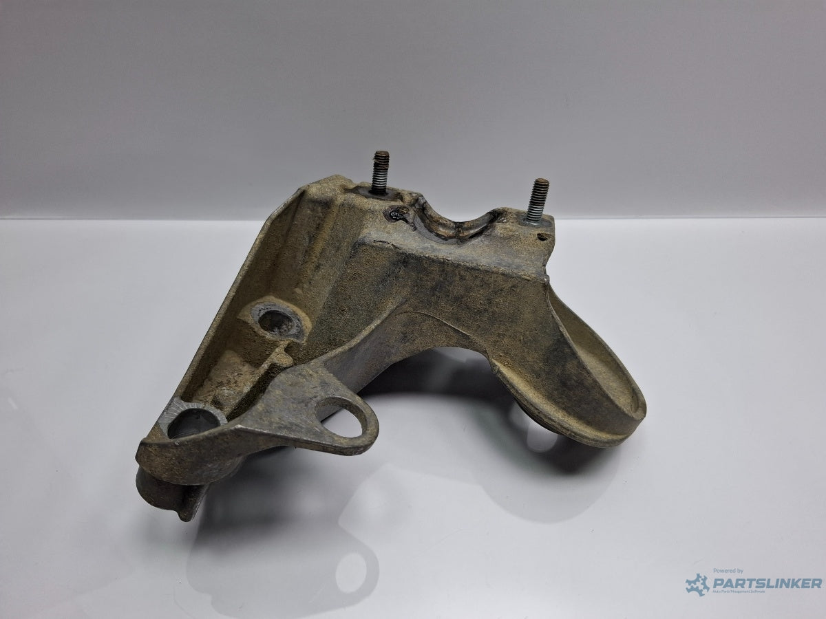 Suport bara stablizatoare dreapta fata VOLKSWAGEN PASSAT Variant 3B6 2000 - 2005 TDI AVB 8E0199352D