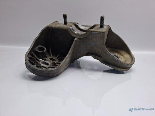 Suport bara stabilizatoare stanga fata VOLKSWAGEN PASSAT Variant 3B6 2000 - 2005 TDI AVB 8E0199351F