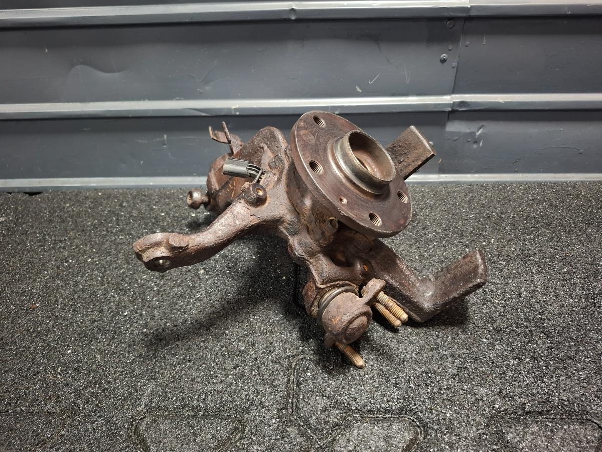 Fuzeta dreapta fata AUDI A3 II Sportback 8PA 2004 - 2015 TDI BKC, BLS, BXE 1K0407256P