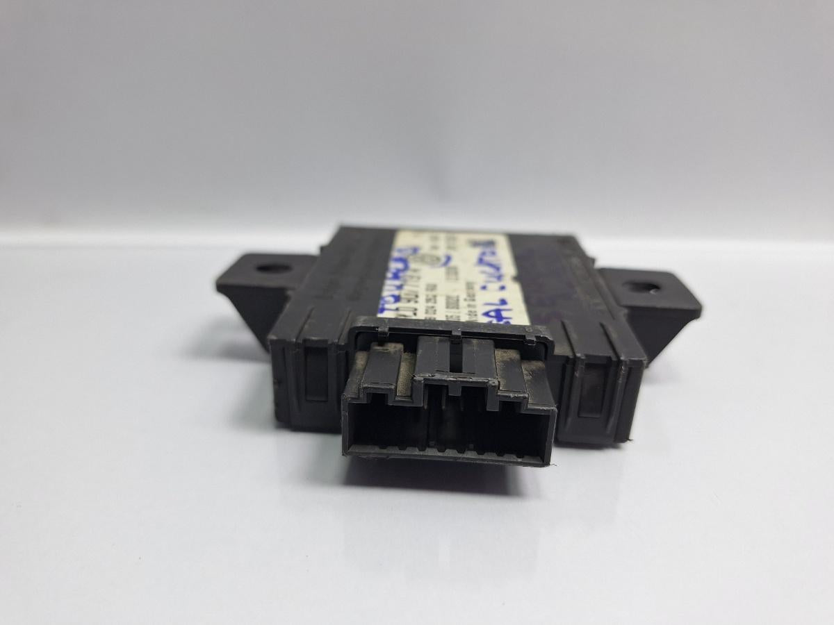 Modul/unitate de control alarma VOLKSWAGEN TOUAREG 7LA, 7L6, 7L7 2002 - 2013 R5 TDI BAC, BPE 7L0907719A
