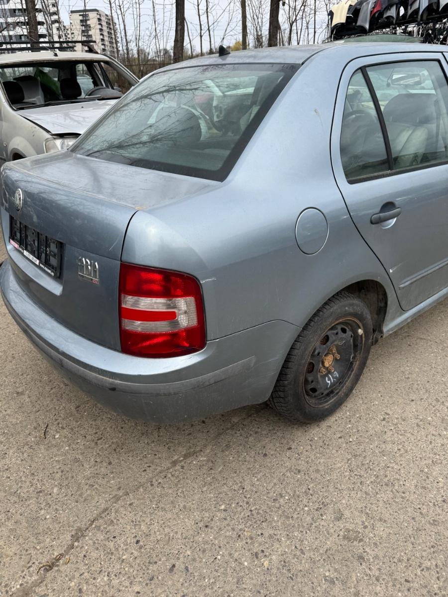 Bara spate SKODA FABIA Sedan  6Y3 1999 - 2007 albastru LF7U