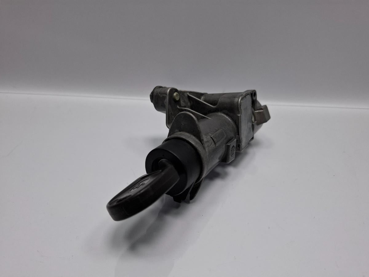 Contact cu cheie SKODA SUPERB 3U4 2001 - 2008 TDI AVF, AWX 4B0905851C