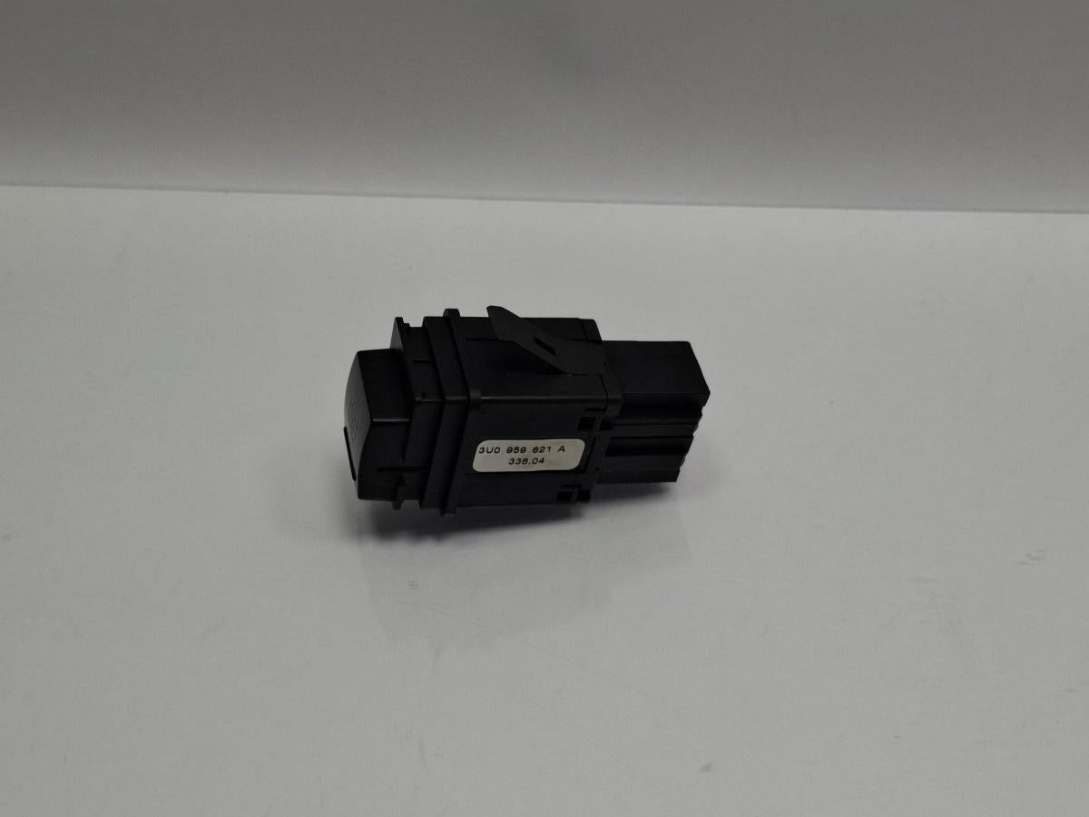 Buton dezaburire luneta SKODA SUPERB 3U4 2001 - 2008 TDI AVF, AWX 3U0959621A