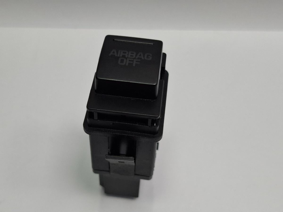 Buton airbag SKODA SUPERB 3U4 2001 - 2008 TDI AVF, AWX 3U0919235