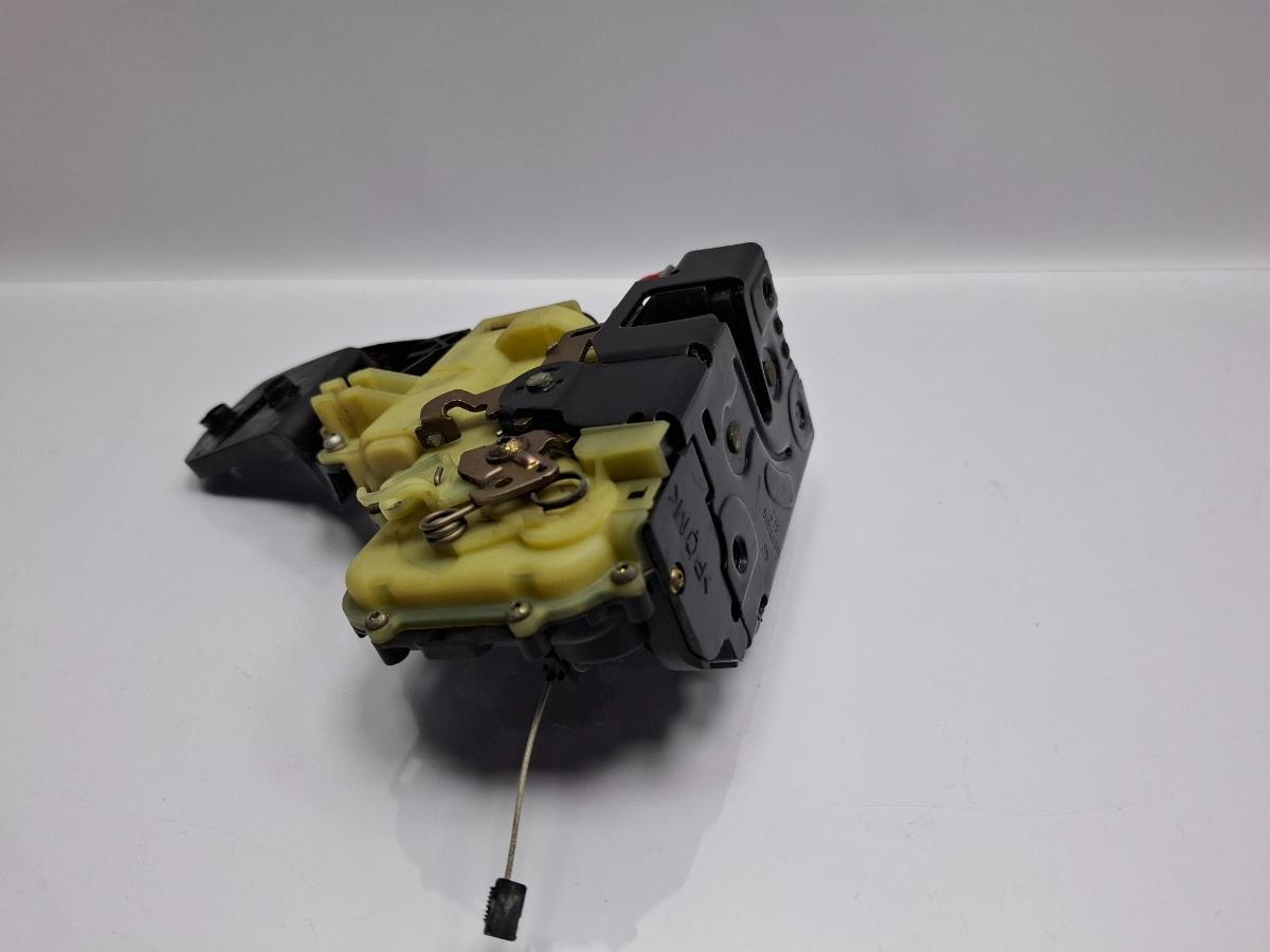 Broasca usa stanga fata SKODA SUPERB 3U4 2001 - 2008 TDI AVF, AWX 3B1837015Q