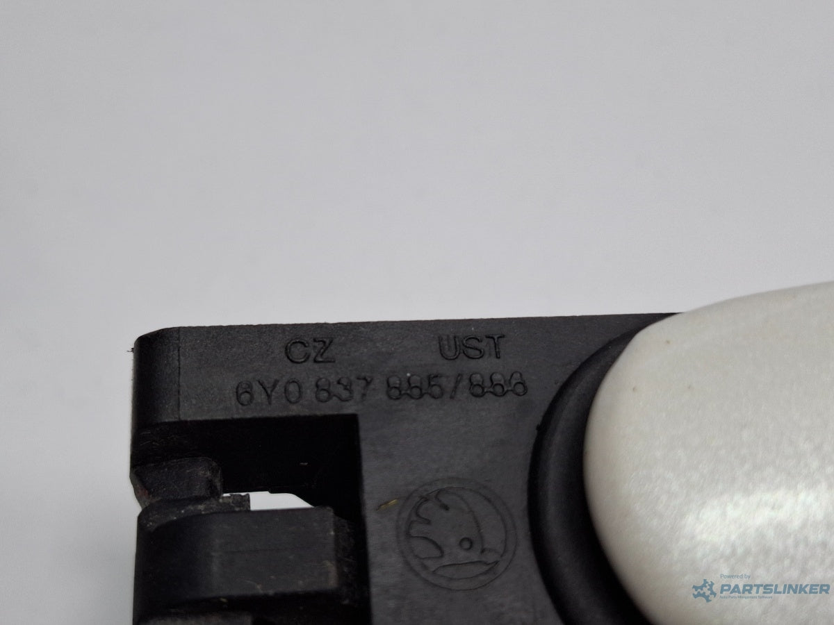 Maner exterior cu suport stanga spate SKODA SUPERB 3U4 2001 - 2008 TDI AVF, AWX 6Y0837885