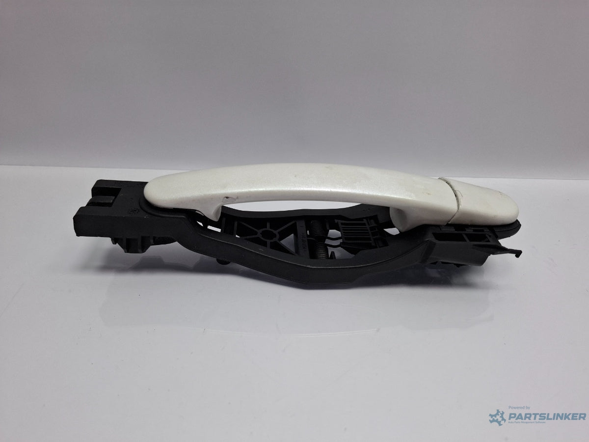 Maner exterior cu suport stanga spate SKODA SUPERB 3U4 2001 - 2008 TDI AVF, AWX 6Y0837885