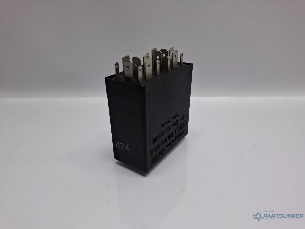 Releu lumini SKODA SUPERB 3U4 2001 - 2008 TDI AVF, AWX 4B0919471A