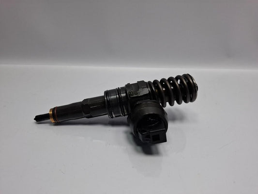 Injector  VOLKSWAGEN GOLF V 1K1 2003 - 20091.9 TDI BKC, BLS, BXE 038130073AG