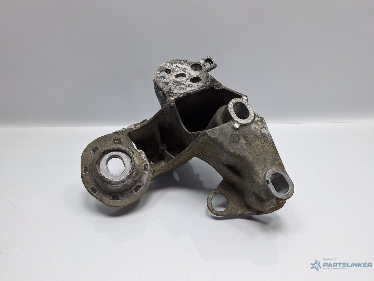 Suport bara stabilizatoare fata dreapta SKODA SUPERB 3U4 2001 - 2008 TDI AVF, AWX 8E0199352F