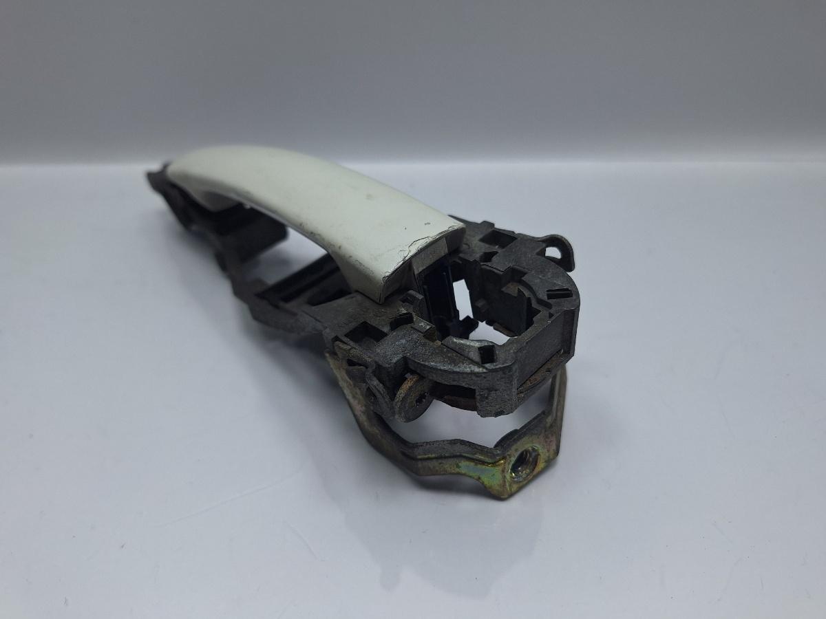 Maner exterior portiera stanga fata SKODA SUPERB 3U4 2001 - 2008 TDI AVF, AWX 3B0837885