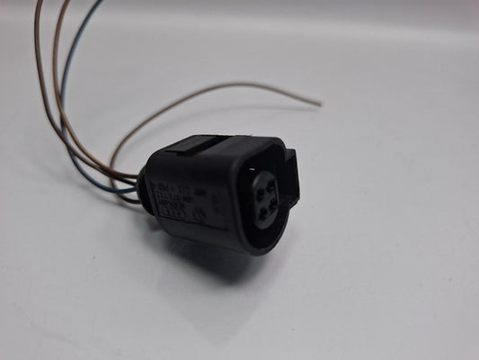 Mufa conector 4 pini SKODA SUPERB 3U4 2001 - 2008 TDI AVF, AWX 4B0973712