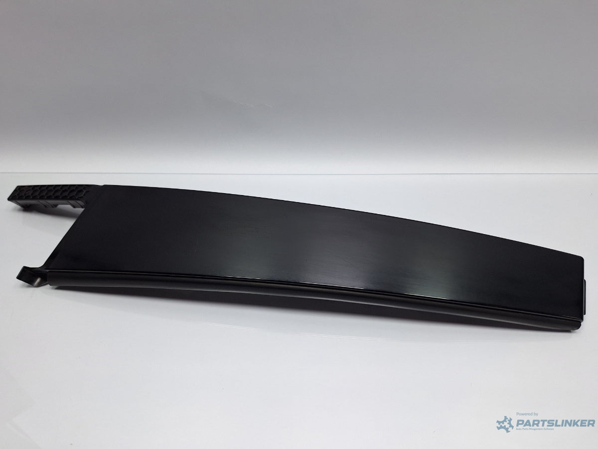 Ornamente usa dreapta spate SKODA OCTAVIA Combi 5E5 2012 - > TDI CKFC, CRMB, CYKA 5E0839902